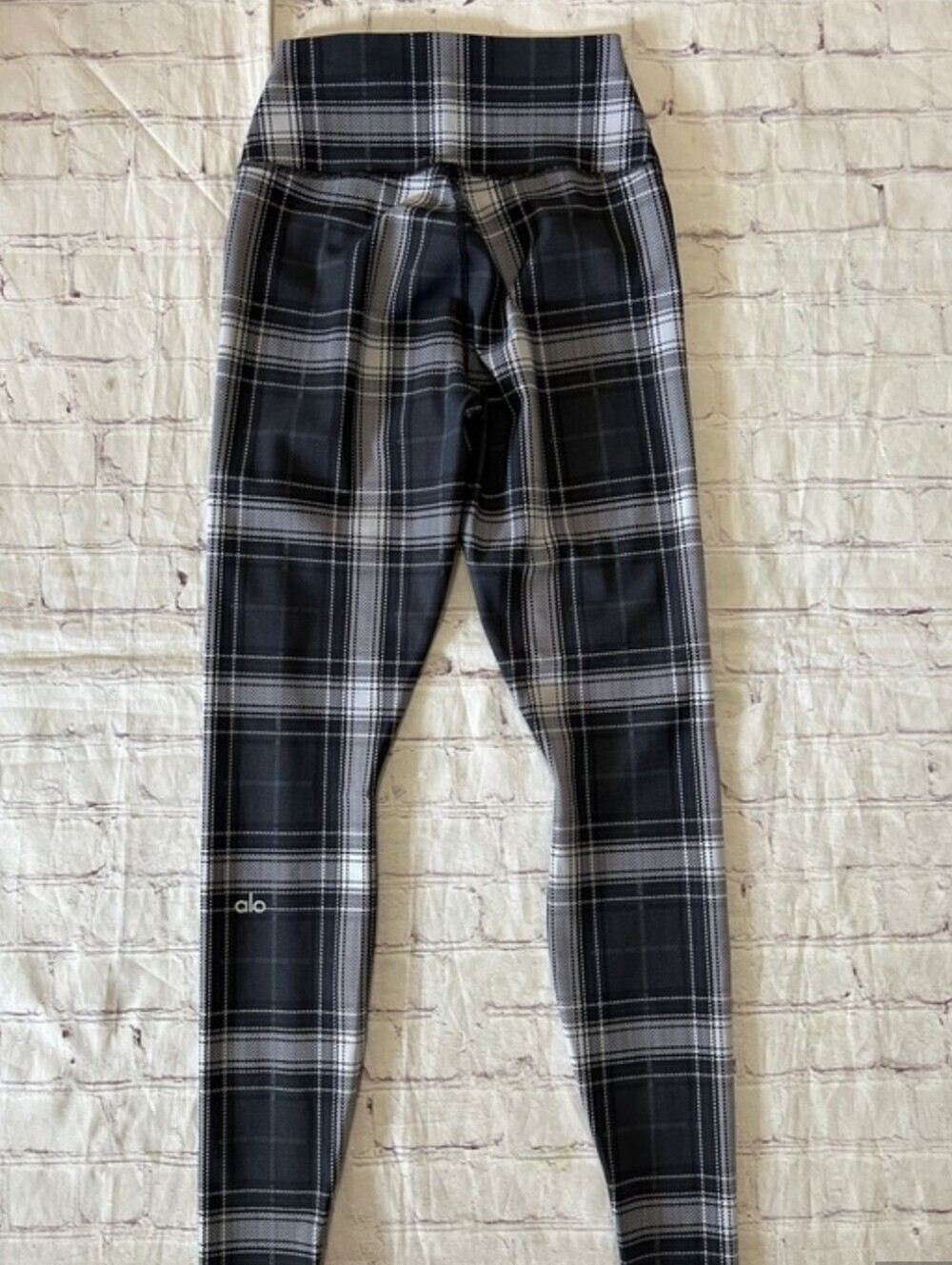 ALO Yoga High-Waist Vapor Legacy Plaid leggings Size M Full Length - Picture 7 of 8